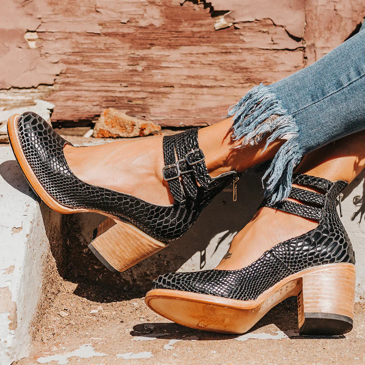 Vintage Ankle Strap Heels "Hana"