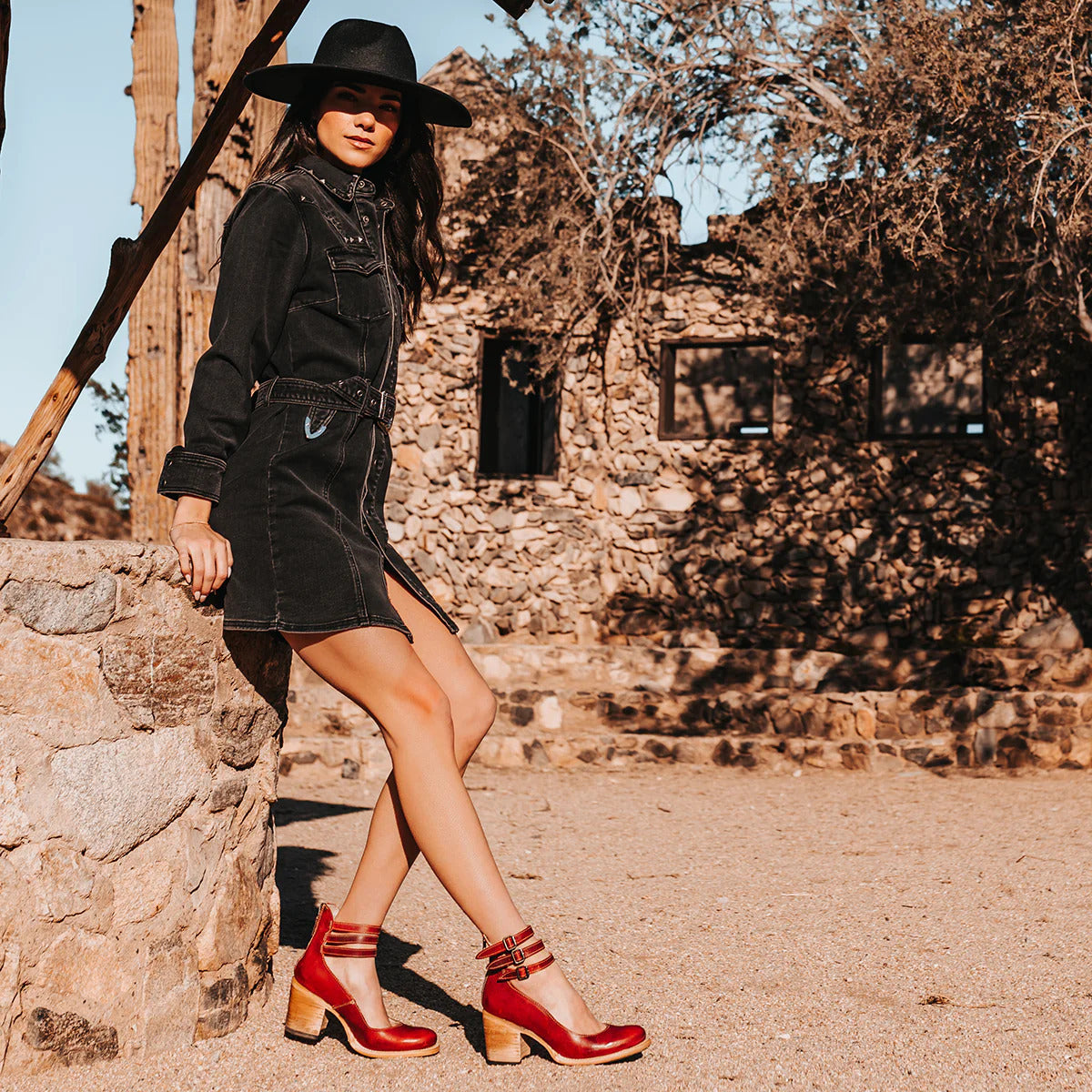 Vintage Ankle Strap Heels "Hana"