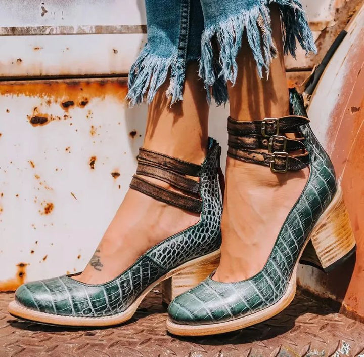 Vintage Ankle Strap Heels "Hana"