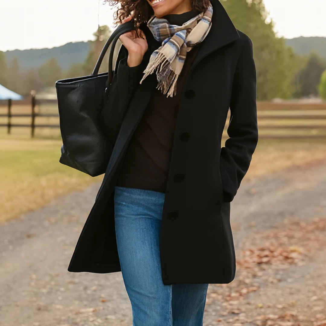 Elaine – Timeless Elegance Button Coat