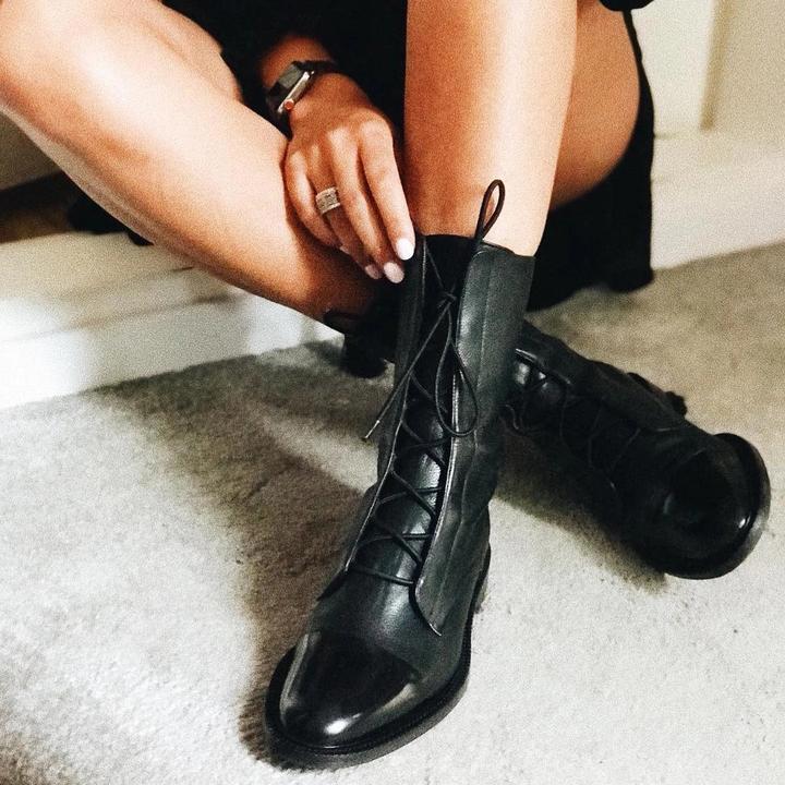 Ergonomic Boots "Elena"